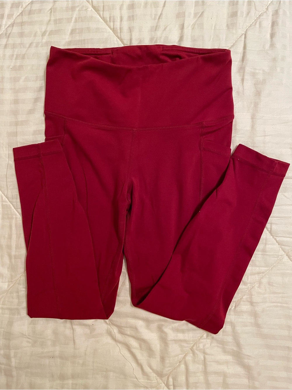 Yogalicious High-Waist Leggings in Deep Berry Red